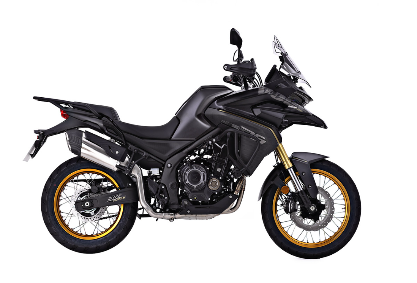 DESCUBRE LA MOTO TRAIL 525 DSX BLACK KNIGTH EDITION DE VOGE Motovery