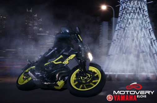 yamaha-mt-07-moto-cage-night-fluo-2016-masmoto_04